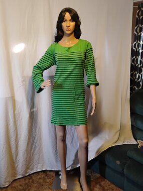 Jones New York Sport | Green with Black Stripe Shirt | XL | Roll Tab Sleeves